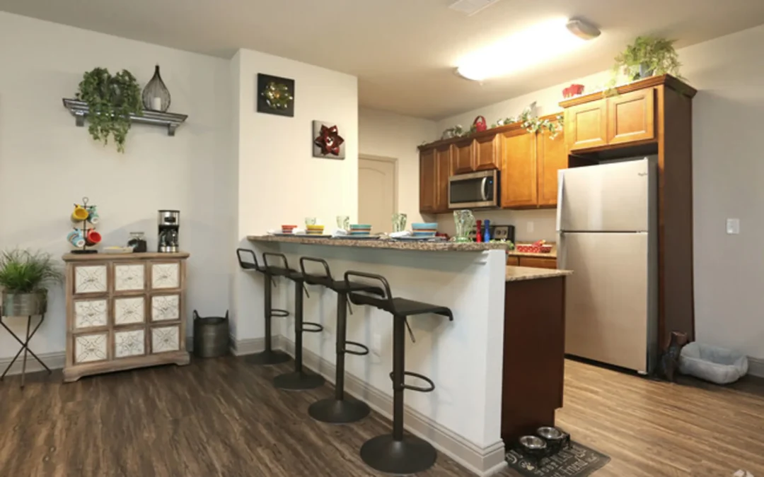 Oak View Apartments: Get $1000 Off the 1st Month