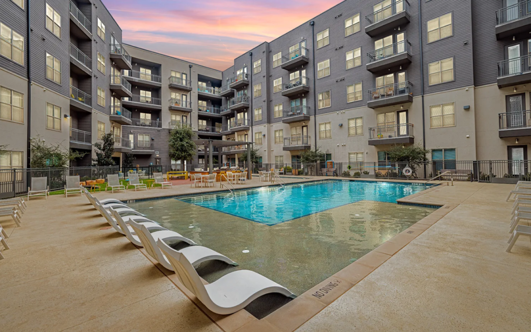 the district premier apartment homes